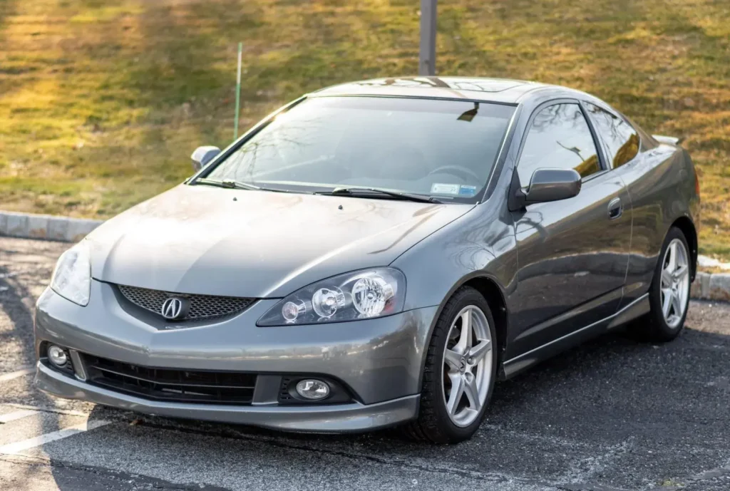 The Quantum Gray Metallic Acura RSX: A Bold Choice for Car Enthusiasts