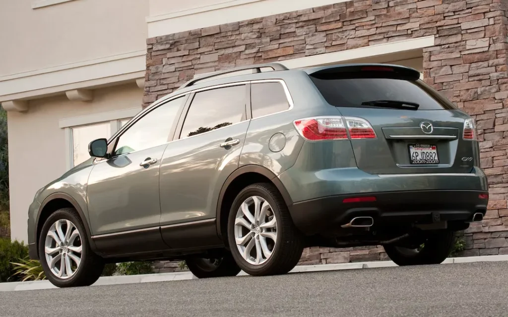 Maximizing Space with the 2012 Mazda CX9 Rear Storage Cooler