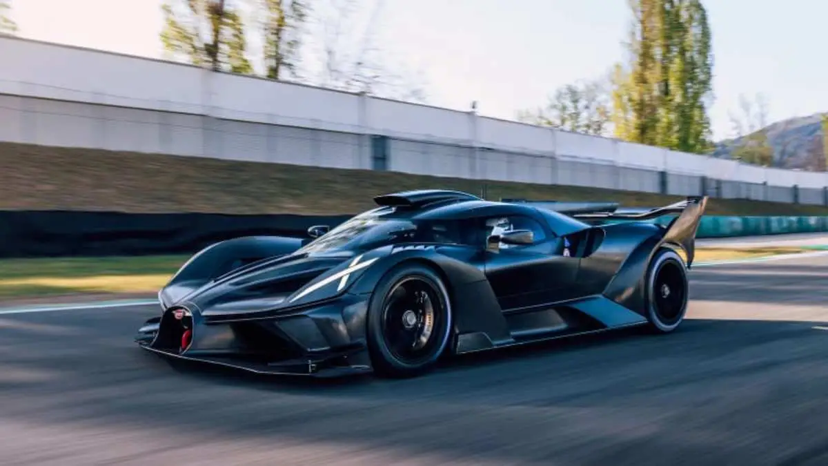 The Fastest Car in the World, Breaking Speed Limits with Astonishing Engineering