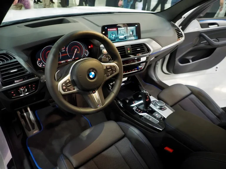 The Stylish Appeal and Practicality of Black M Cross Fabric Seats in BMW