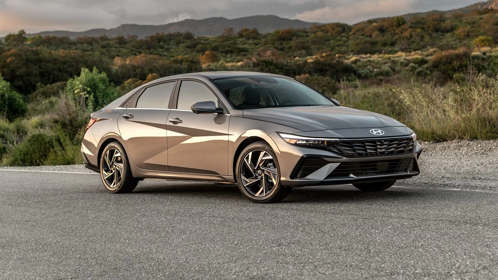 Does the 2025 Hyundai Elantra Have Good Acceleration for a Car?