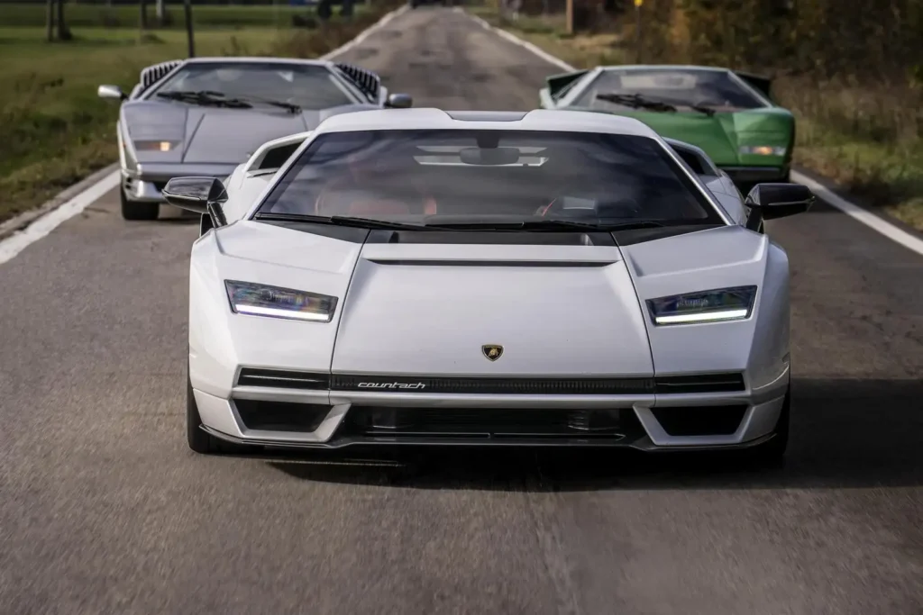 2022-Lamborghini-Countach-wallpaper