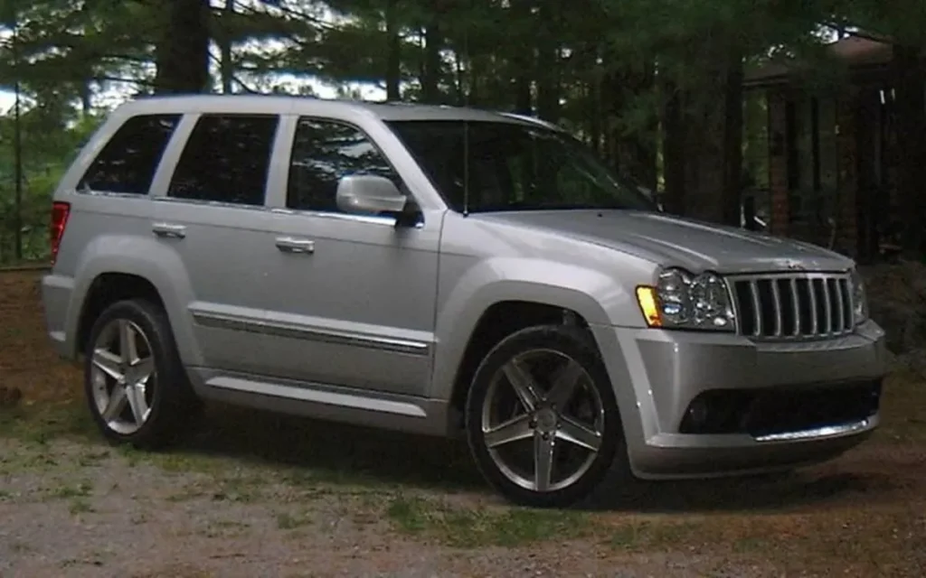 2006 Jeep Grand Cherokee SRT8 Performance, Specs, and Why It’s Still a Beast on the Road